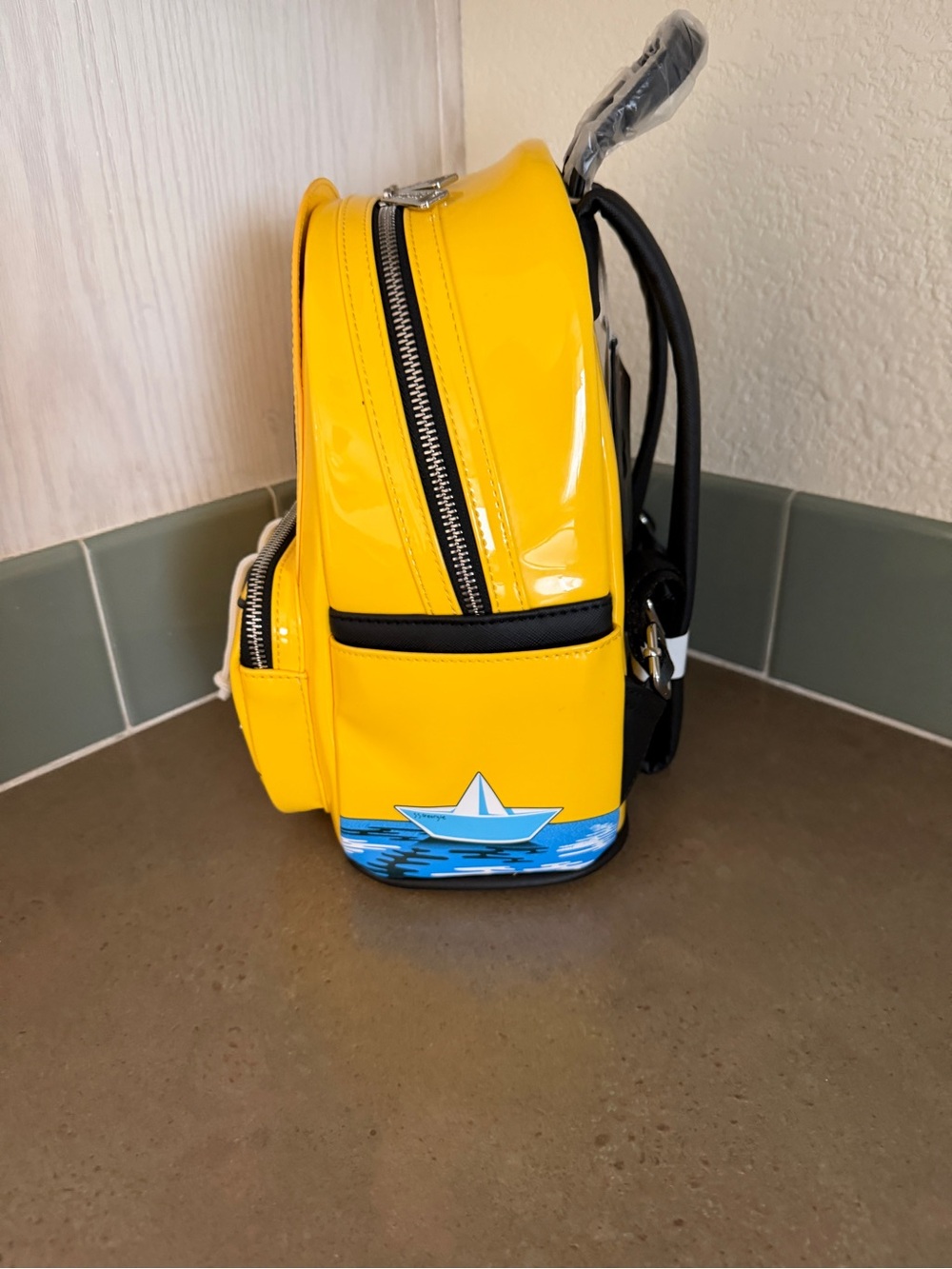 Loungefly Yellow Pennywise Backpack - Picture 4 of 4